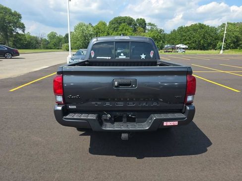 Used 2023 Toyota Tacoma SR AWD/4WD image 8