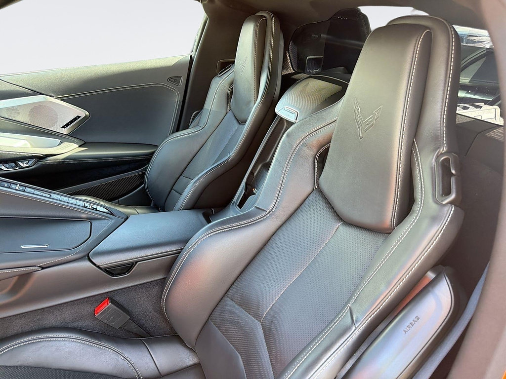 Used 2023 Chevrolet Corvette Stingray Preferred Cpe w/ Z51 Performance Package RWD image 19