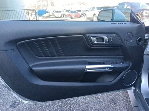 Used 2023 Ford Mustang Premium image 11