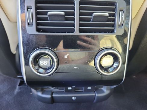 Used 2019 Land Rover Range Rover Sport HSE AWD/4WD image 27