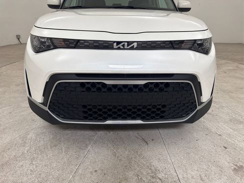 Used 2023 Kia Soul LX FWD image 14