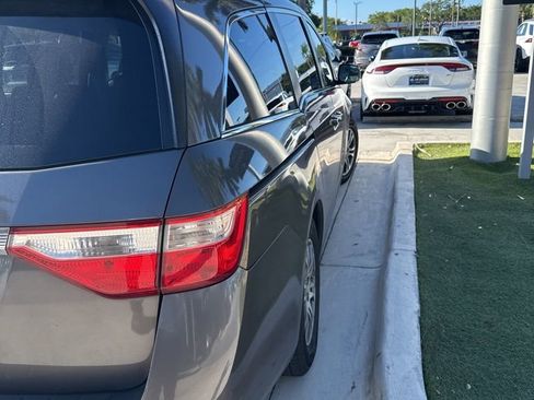 Used 2013 Honda Odyssey EX-L image 11
