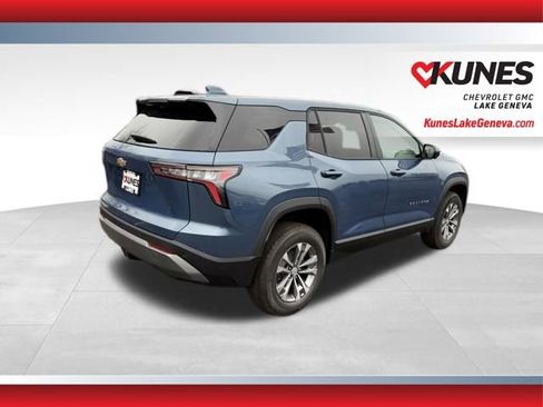 New 2026 Chevrolet Equinox LT image 3