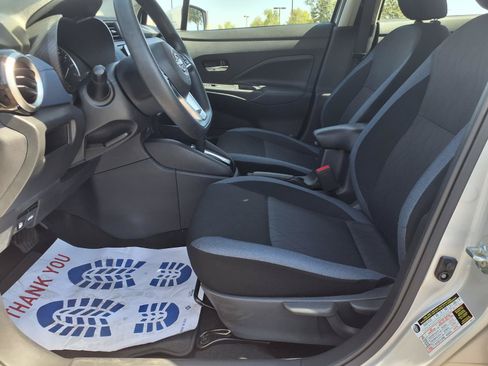 Used 2025 Nissan Versa SV w/ Trunk Package FWD image 22