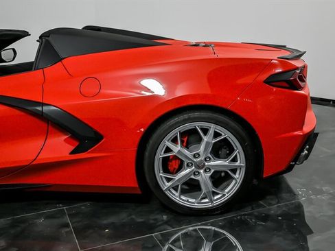 Used 2021 Chevrolet Corvette Stingray Convertible w/ 1LT image 8