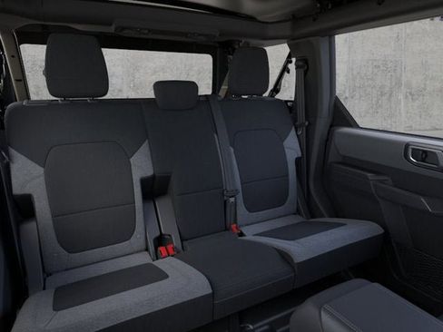 New 2025 Ford Bronco 4-Door AWD/4WD image 11