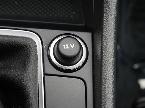 Used 2024 Volkswagen Jetta Sport image 41