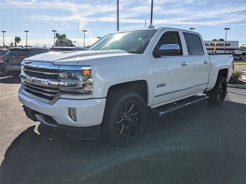Used 2018 Chevrolet Silverado 1500 High Country image 8