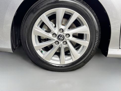 Used 2023 Toyota Camry LE FWD image 14