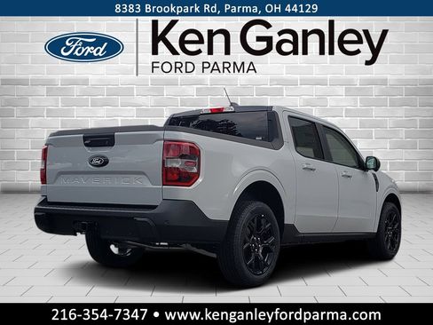 New 2025 Ford Maverick Lariat w/ Black Appearance Package image 5