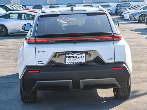 New 2026 Toyota C-HR AWD/4WD image 8
