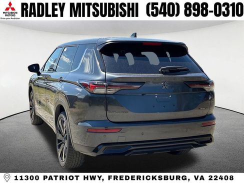 New 2026 Mitsubishi Outlander LE FWD image 18