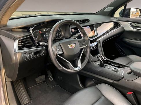 New 2025 Cadillac XT6 Premium Luxury image 13