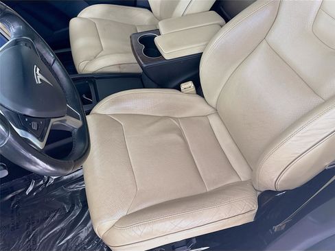 Used 2016 Tesla Model X P90D image 17