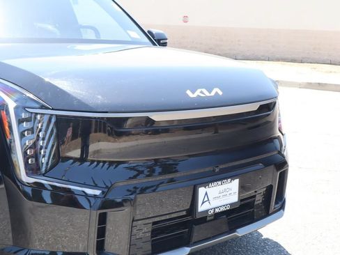 Used 2024 Kia EV9 GT-Line AWD/4WD image 9