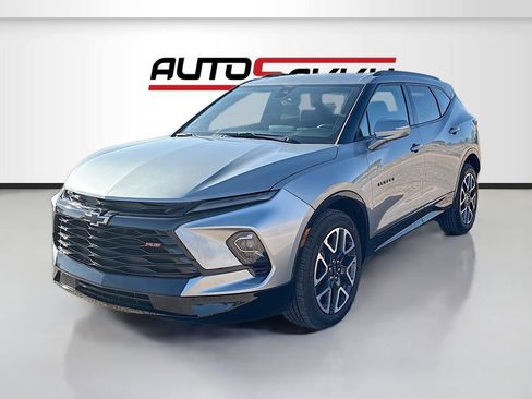 Used 2024 Chevrolet Blazer RS w/ Driver Confidence II Package AWD/4WD image 3
