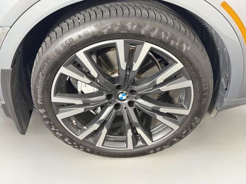 Used 2024 BMW X7 xDrive40i AWD/4WD image 36