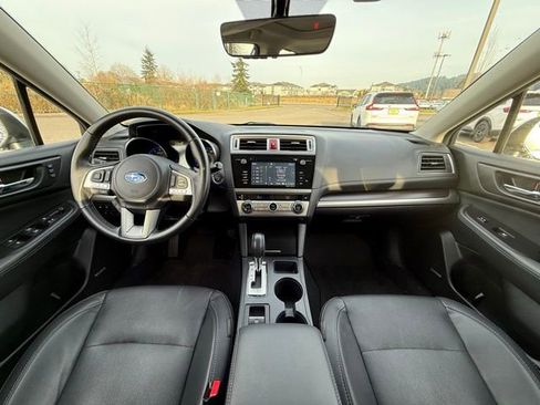 Used 2017 Subaru Legacy 3.6R Limited image 9