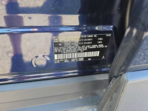 Used 2024 Toyota RAV4 XLE image 31