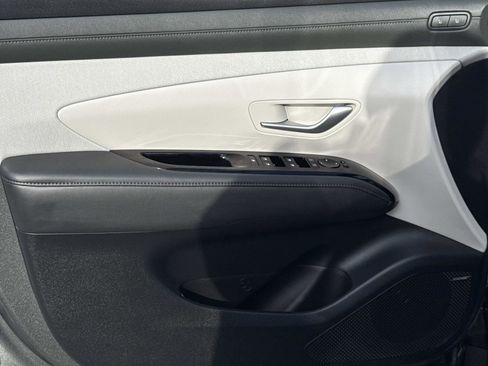 New 2026 Hyundai Tucson Limited image 9