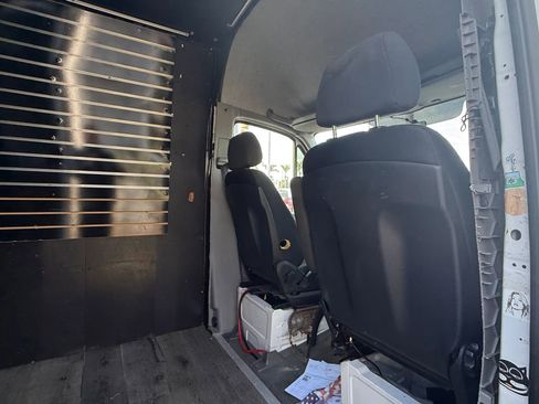 Used 2017 Mercedes-Benz Sprinter 2500 image 19