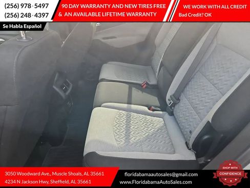 Used 2022 Chevrolet Equinox LS w/ LS Convenience Package image 10