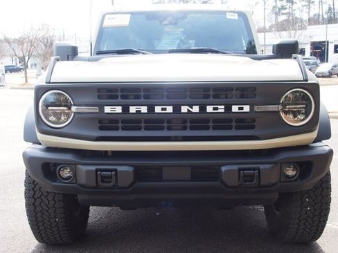 Certified 2025 Ford Bronco Big Bend w/ Black Diamond Package image 2