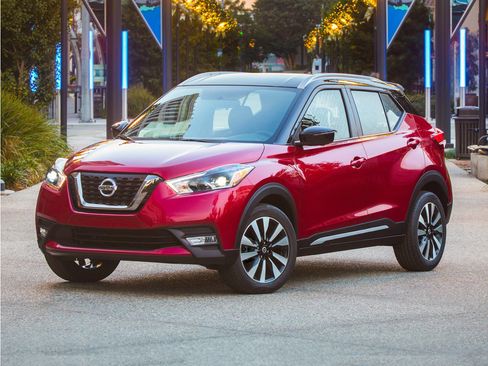 Used 2020 Nissan Kicks S FWD image 1