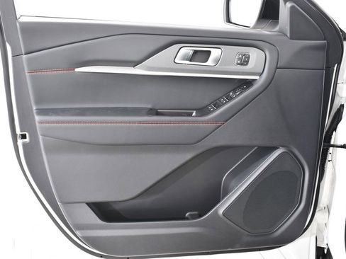 New 2026 Ford Explorer ST-Line w/ ST-Line Street Pack AWD/4WD image 26