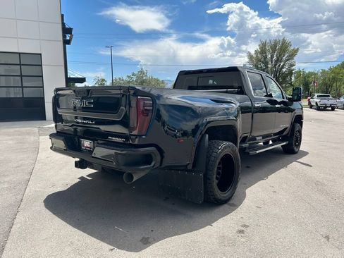 Used 2024 GMC Sierra 3500 Denali w/ Denali Reserve Package AWD/4WD image 3