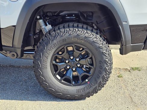 New 2026 RAM 1500 RHO AWD/4WD image 9