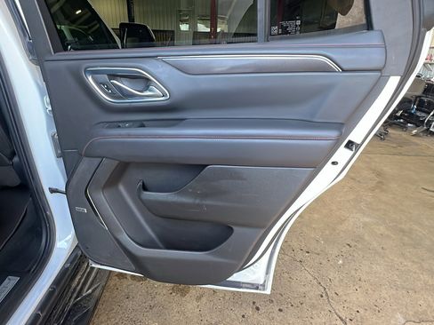Used 2022 Chevrolet Tahoe RST w/ Sport Performance Package AWD/4WD image 18
