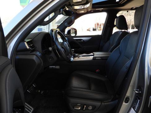 Used 2023 Lexus LX 600 F Sport image 46