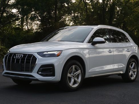 Used 2021 Audi Q5 2.0T Premium w/ Convenience Package AWD/4WD image 1
