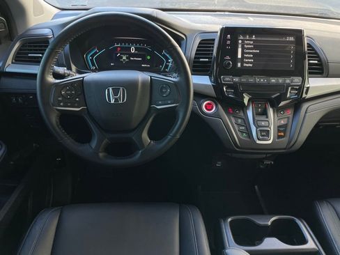 Certified 2024 Honda Odyssey EX-L image 11