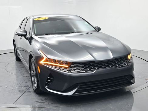 Used 2024 Kia K5 LXS image 2