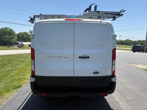 Used 2019 Ford Transit 250 148 Low Roof RWD image 3