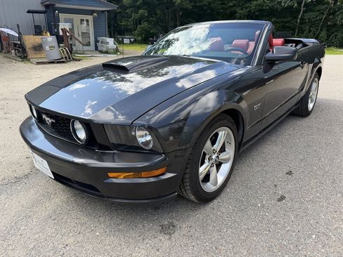 Used 2007 Ford Mustang GT Premium RWD image 1
