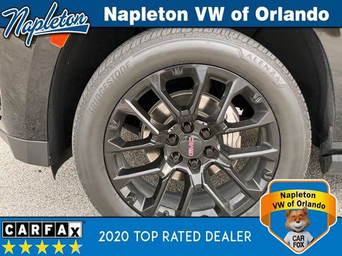 Used 2023 GMC Yukon Denali image 6