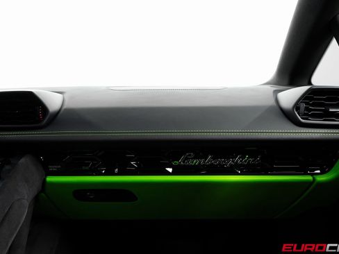 Used 2024 Lamborghini Huracan Tecnica image 34