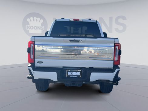 Used 2024 Ford F250 Platinum w/ FX4 Off-Road Package AWD/4WD image 15