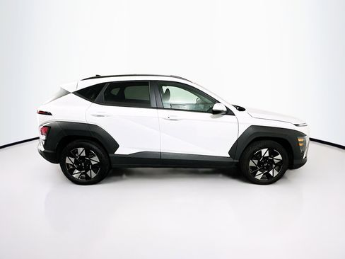 Used 2025 Hyundai Kona SEL image 10