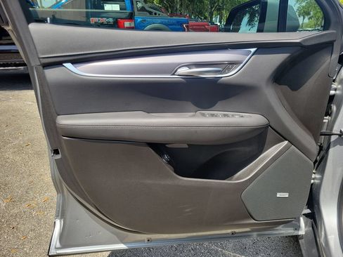 Used 2024 Cadillac XT5 Luxury FWD image 16
