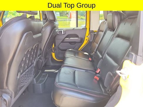 Used 2020 Jeep Wrangler Unlimited Rubicon w/ Dual Top Group AWD/4WD image 11
