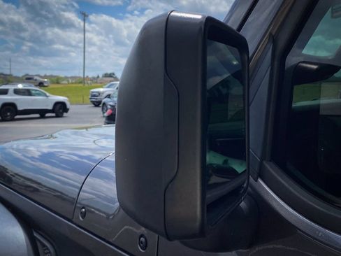 Used 2020 Jeep Wrangler Sport AWD/4WD image 22