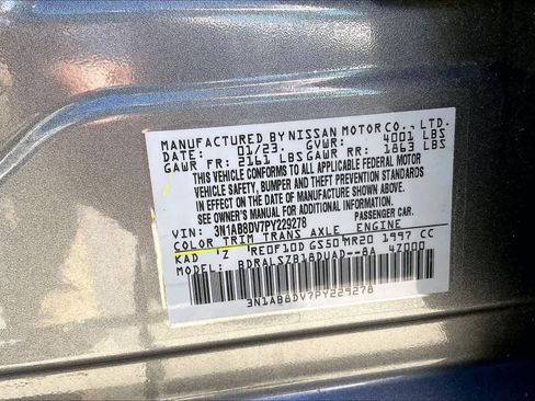 Used 2023 Nissan Sentra SR w/ SR Premium Package FWD image 20