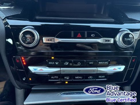 Certified 2022 Ford Explorer ST-Line w/ Class IV Trailer Tow Package image 23