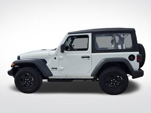 Used 2026 Jeep Wrangler Sport AWD/4WD image 6