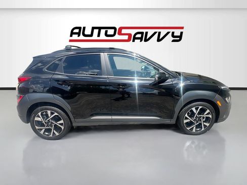 Used 2023 Hyundai Kona Limited FWD image 8