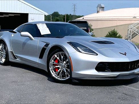 Used 2016 Chevrolet Corvette Z06 w/ 3LZ Preferred Equipment Group RWD image 32